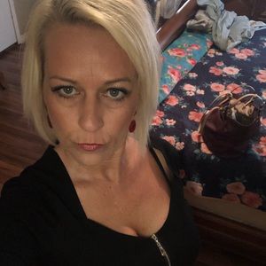 Meet your Posher, Stacie